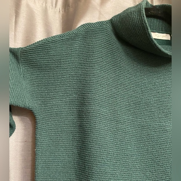 RD Style Oversize Sweater - Picture 4 of 7